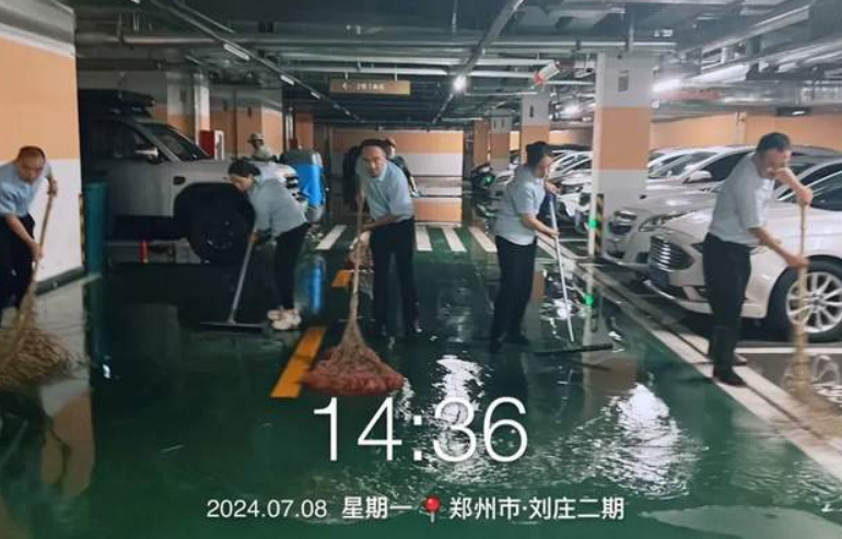 不惧暴雨 坚守岗位|索克人闻“汛”而动 逆行守护